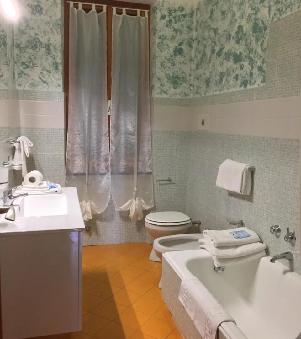 Bella Vista Hotel Levanto 0*,
